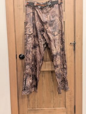 Grundens camo rain pants